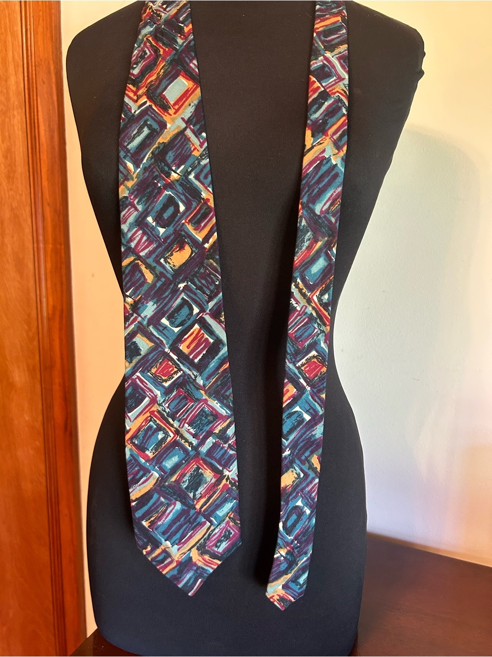 Multicolor Geometric Pattern Men's Tie - No Brand